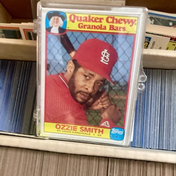 Topps, assorted Baseball Cards Box, O-Pee-Chee, and a Braves baseball - Picture 3 of 8